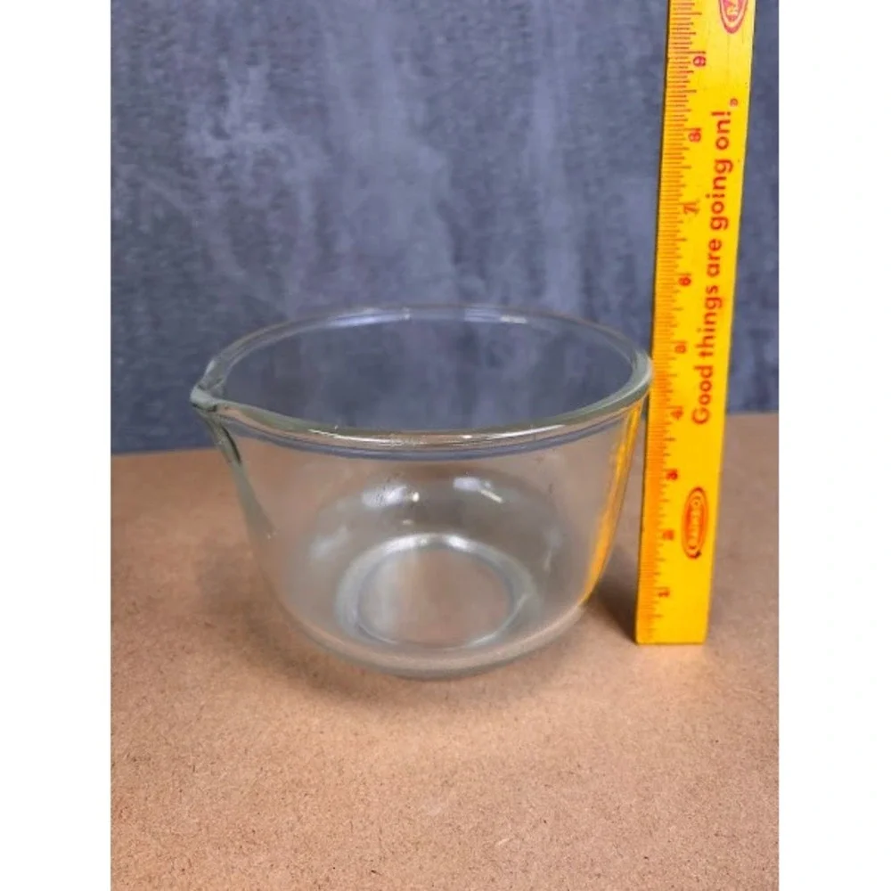 Vintage Fire-King for Sunbeam Clear Glass Mixing Bowl Pour Spout Made‎ in USA